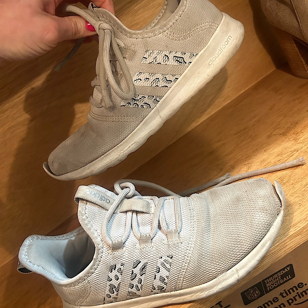 Kids size 6 Adidas Shoes